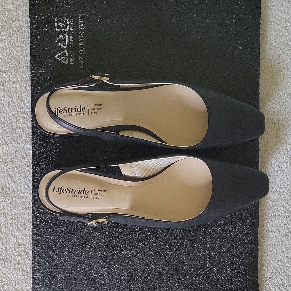 Life Stride Women's Classic Black Slingback Heels